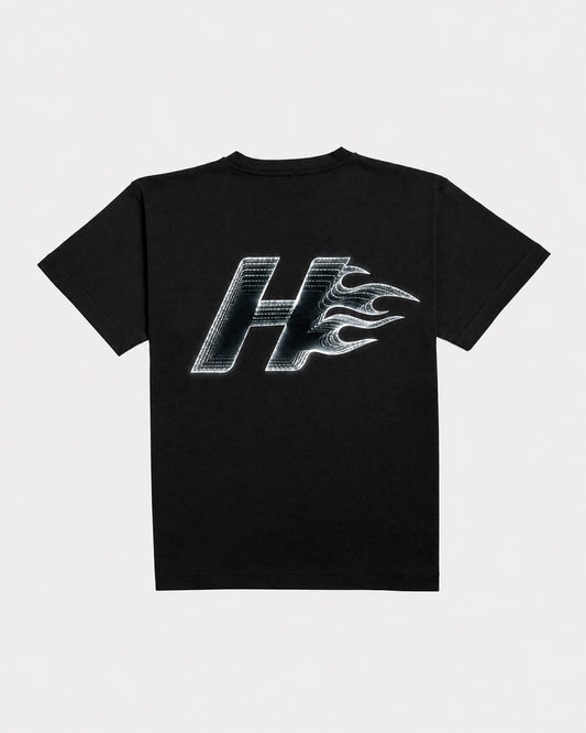 Camiseta oversize HeatCore Future Black negra con logo llama efecto cromado estampado en la espalda